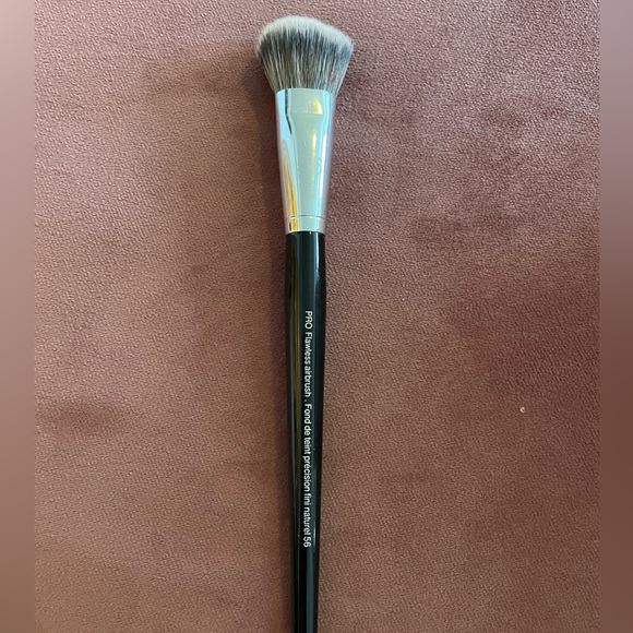 Sephora Collection Foundation Brush 56 - Picture 2 of 5